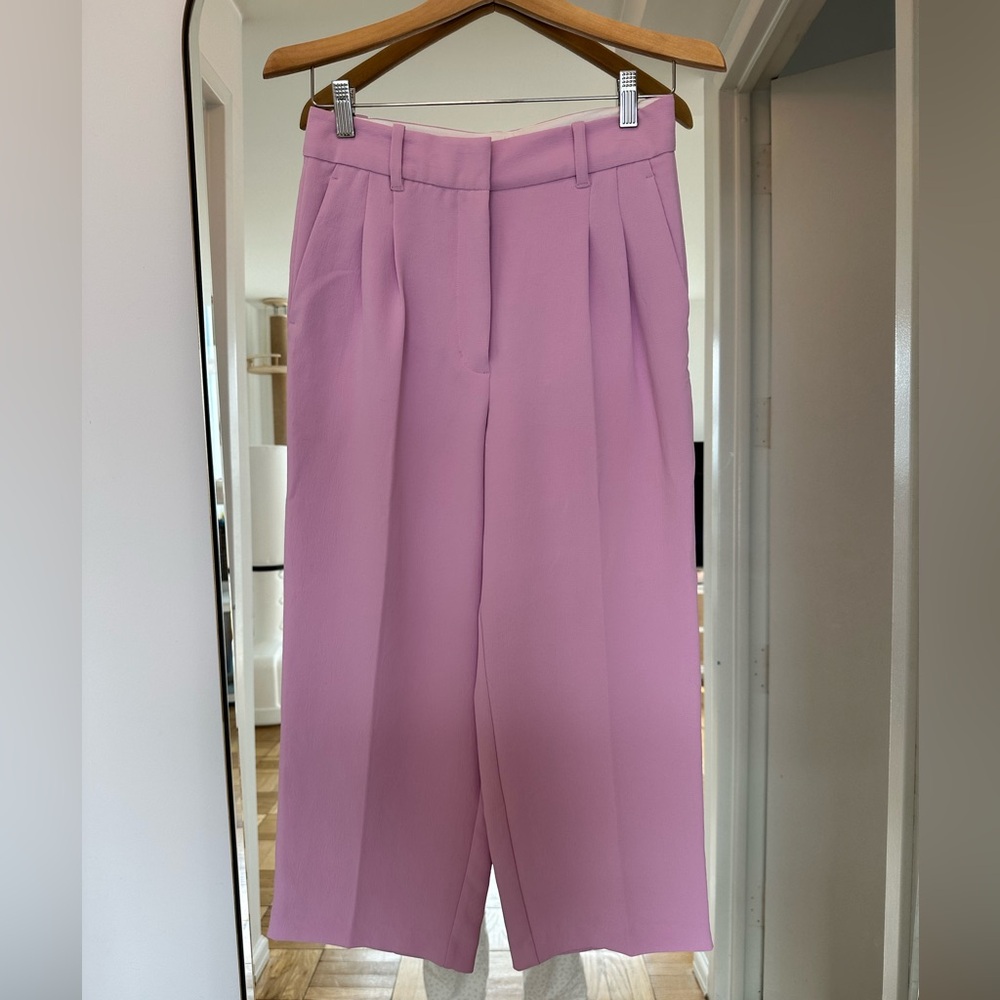 Aritzia - Wilfred cropped pants - New without tags - size 6